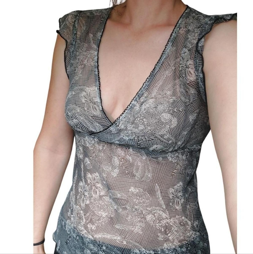 Wet seal y2k floral top